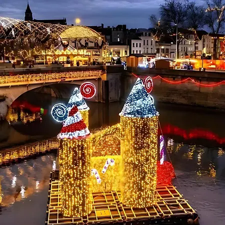 Le 84bis, Maison, Proche Gare, Parking, Netflix *